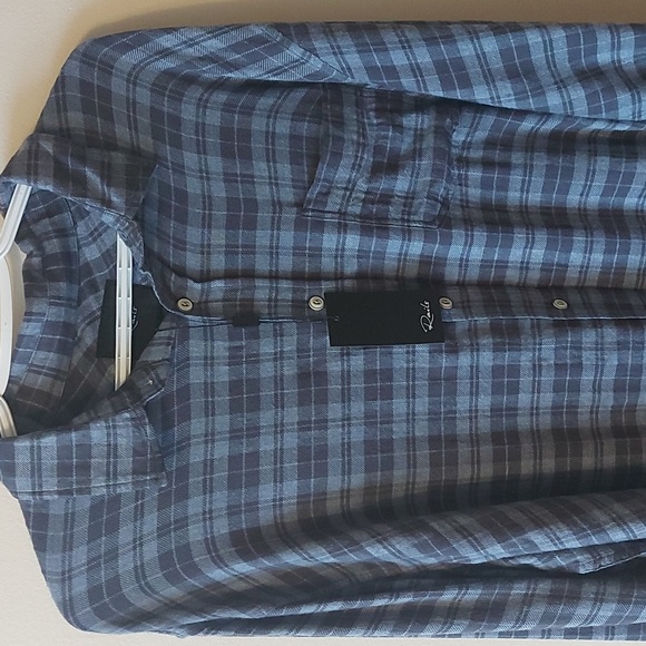 Mens button down shirt - Picture 2 of 5
